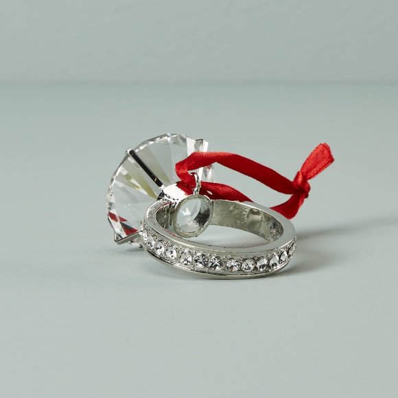 Lenox 2022 Engagement Ring Ornament - Picture 3 of 4